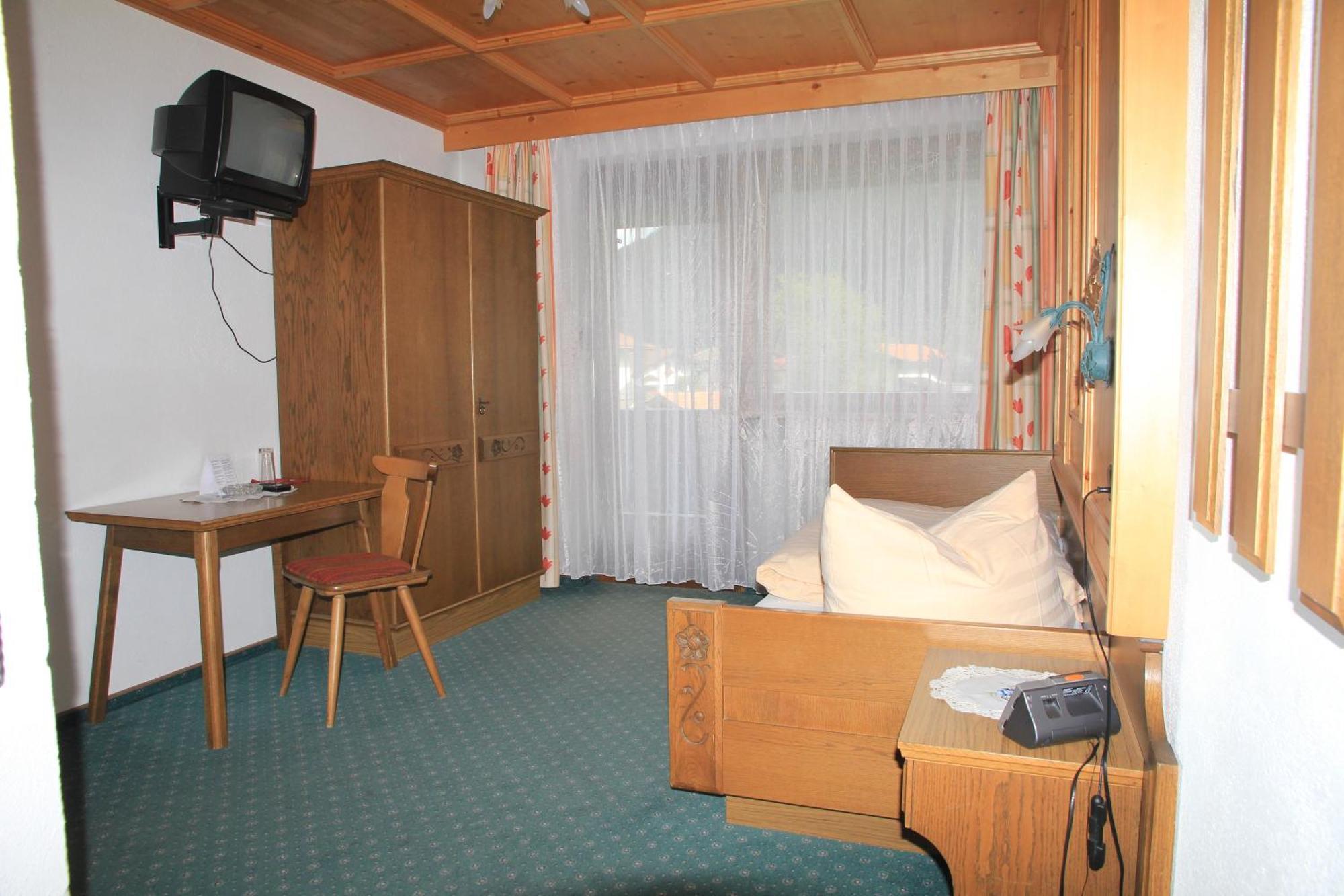 Berghaus Maria Bed and Breakfast Pettneu am Arlberg Εξωτερικό φωτογραφία
